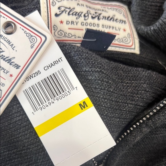 Gray Quarter Zip Up Sweater Flag & Anthem NWT - Picture 4 of 5